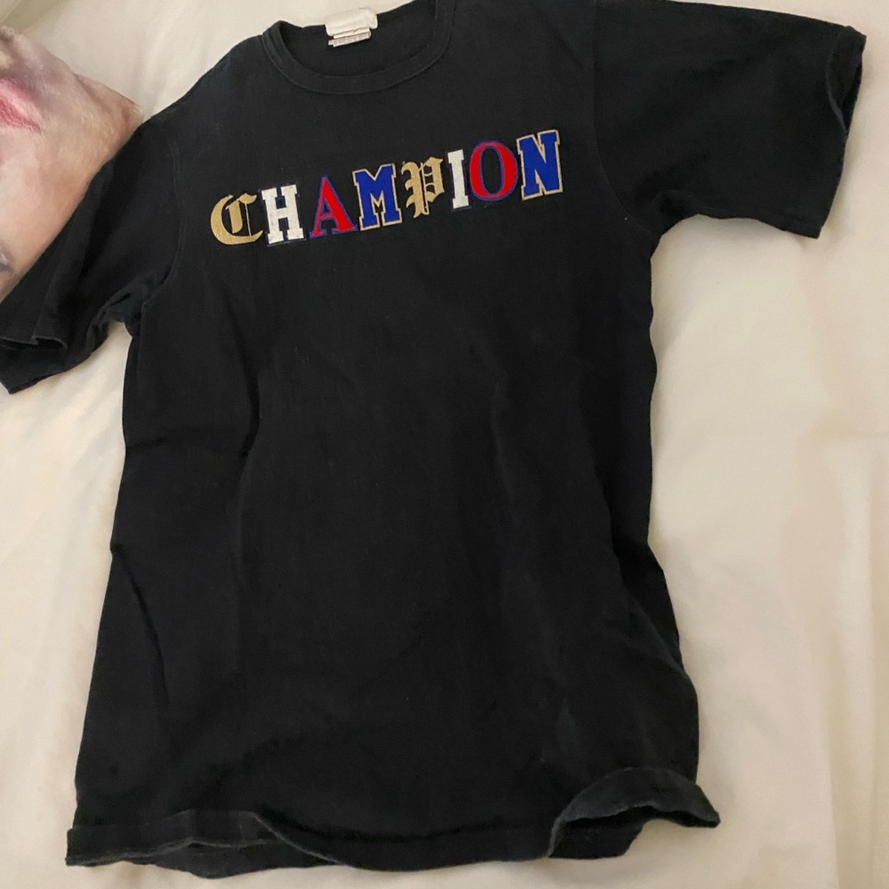 champion tshirt